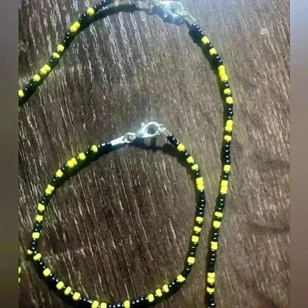Beaded necklace and bracelet set - Picture 5 of 8